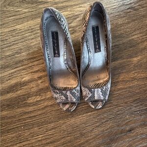 Very stylish Steve Madden wedges